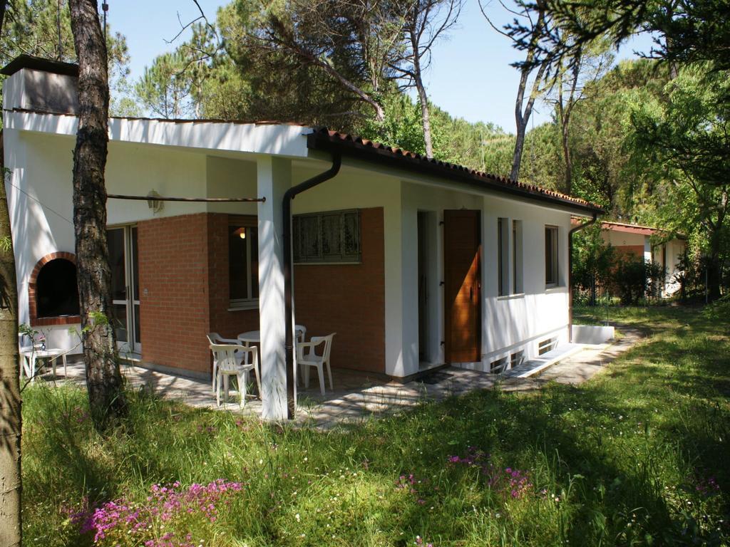 Lignano Riviera Villa Economica 利尼亚诺萨比亚多罗 外观 照片