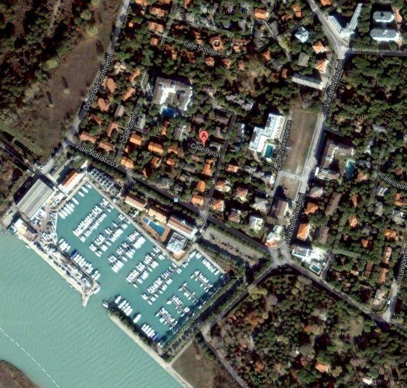 Lignano Riviera Villa Economica 利尼亚诺萨比亚多罗 外观 照片